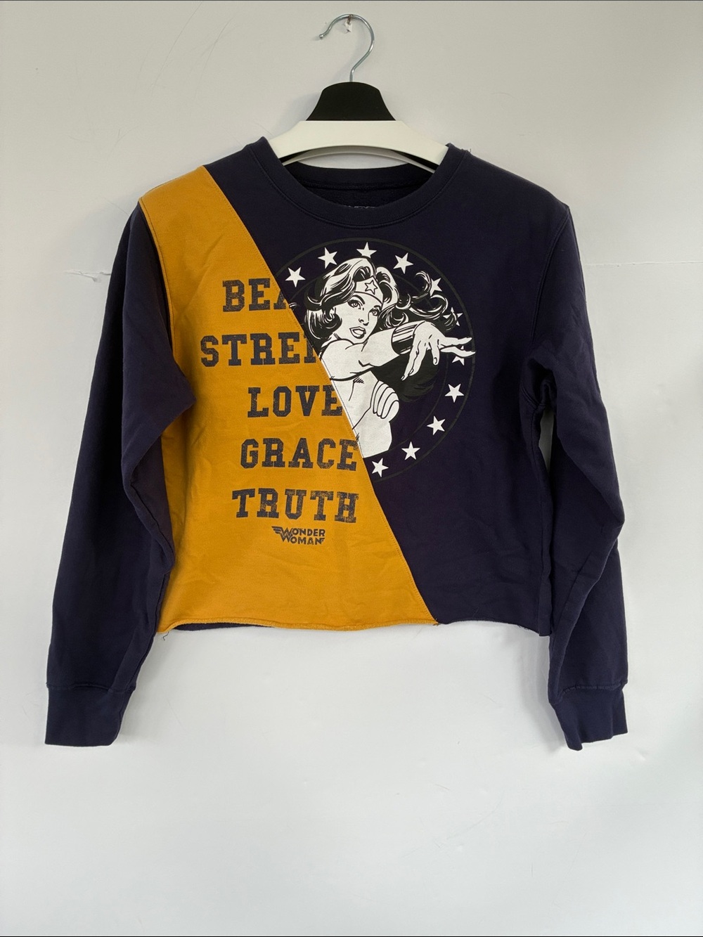 DC Navy and Mustard Wonder Woman Graphic Sweatshirt Medium